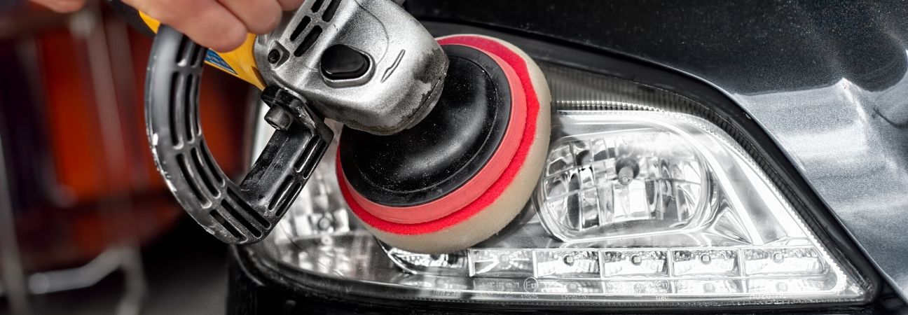 car-care-headlight-cleaning (1)